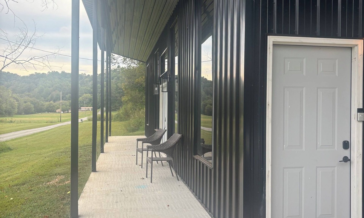 Celina House | 2 Bedroom Scott Hollow Retreat