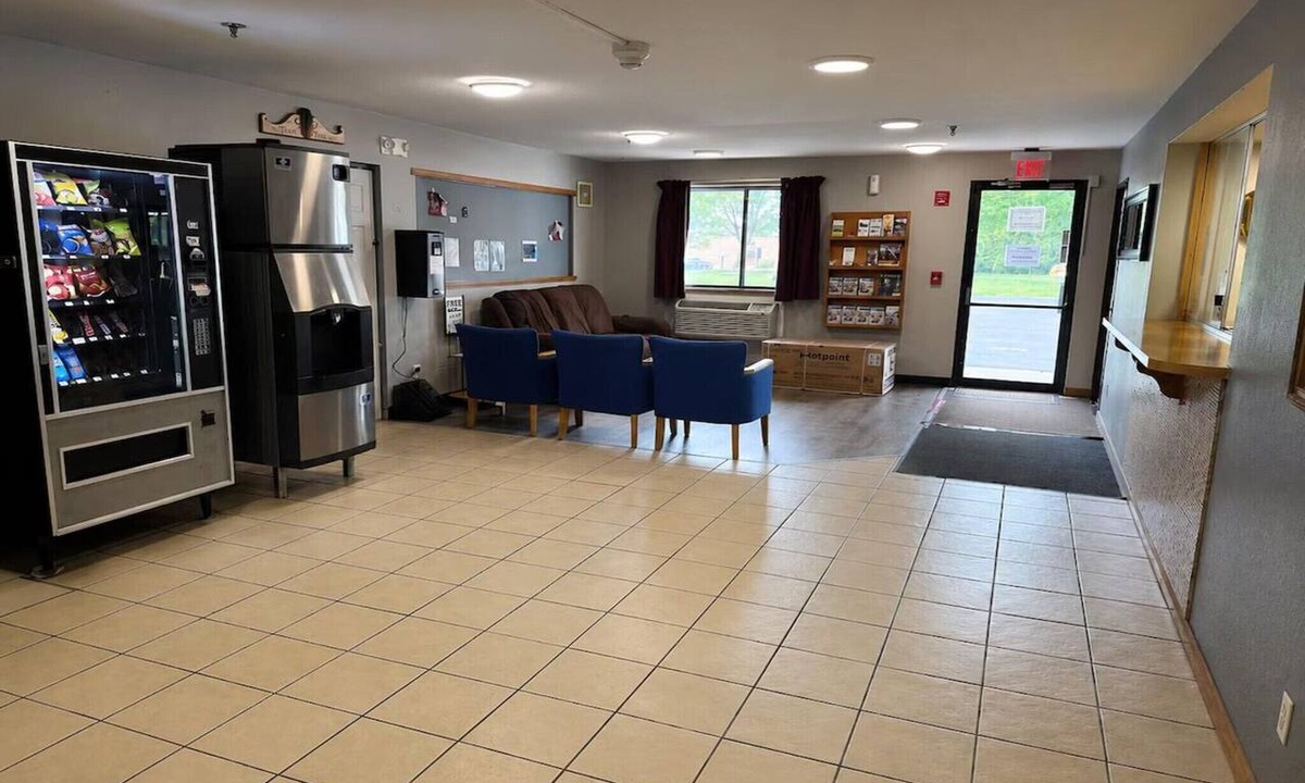 Coldwater Apartment | 2 Full Beds | Non-Smoking