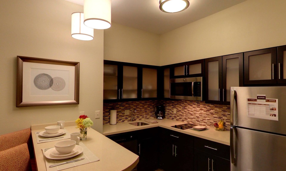 Bryant Pattengill East Apartment | 24-Hour Business Center + Fitness Center + Indoor Pool | Studio Close to University of Michigan