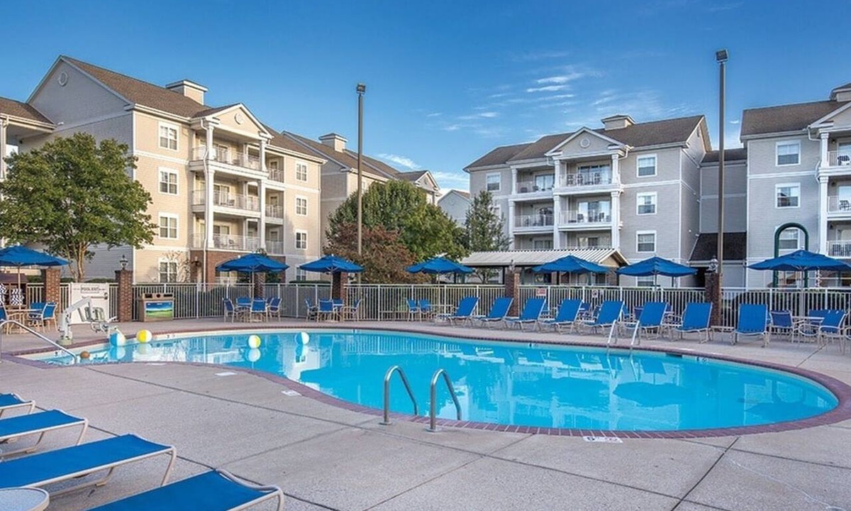 Pennington Bend Condo | 2br Deluxe on the River in Heart of Music City!