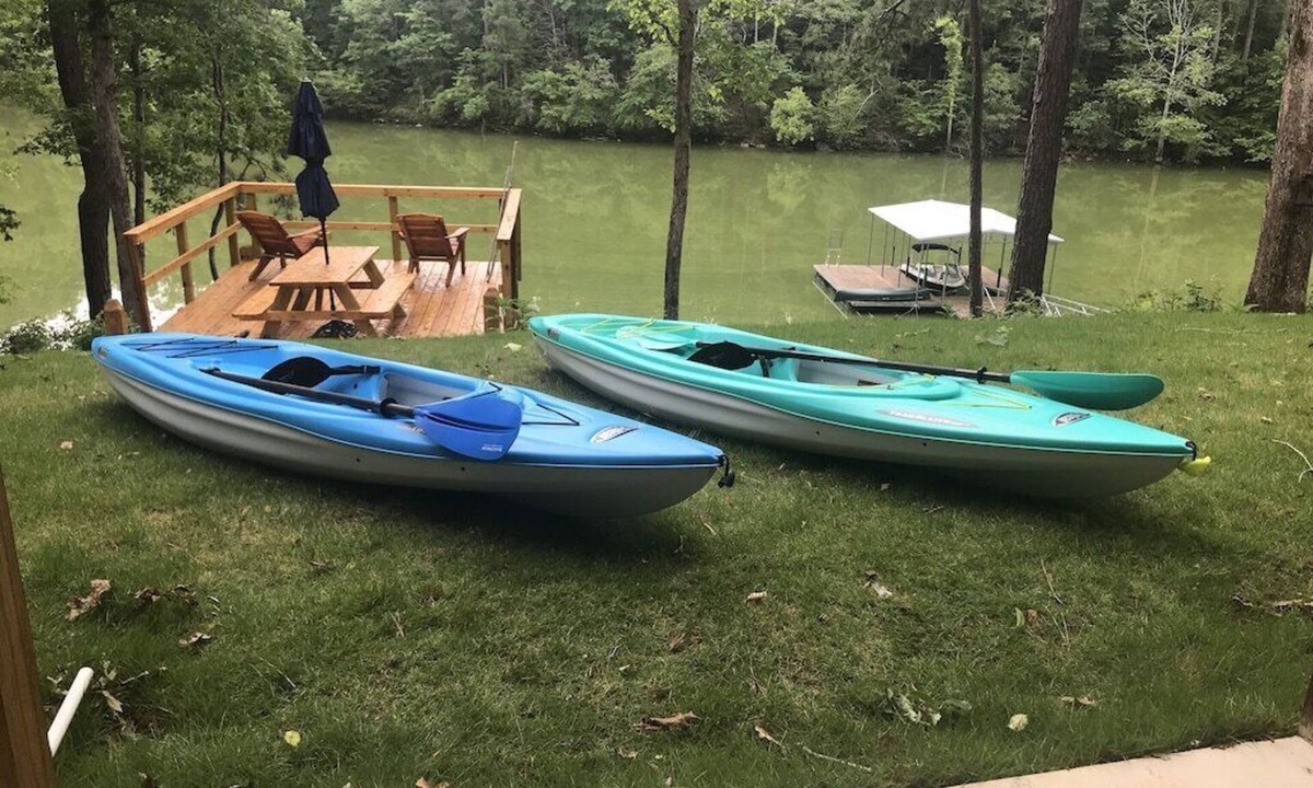 Crane Hill House | 3 BR, kayaks, game room, free boat delivery!