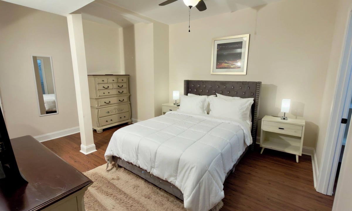 Cartersville House | 4-bedroom - 2 Bathroom minutes from Lakepoint 35 minutes from ATL