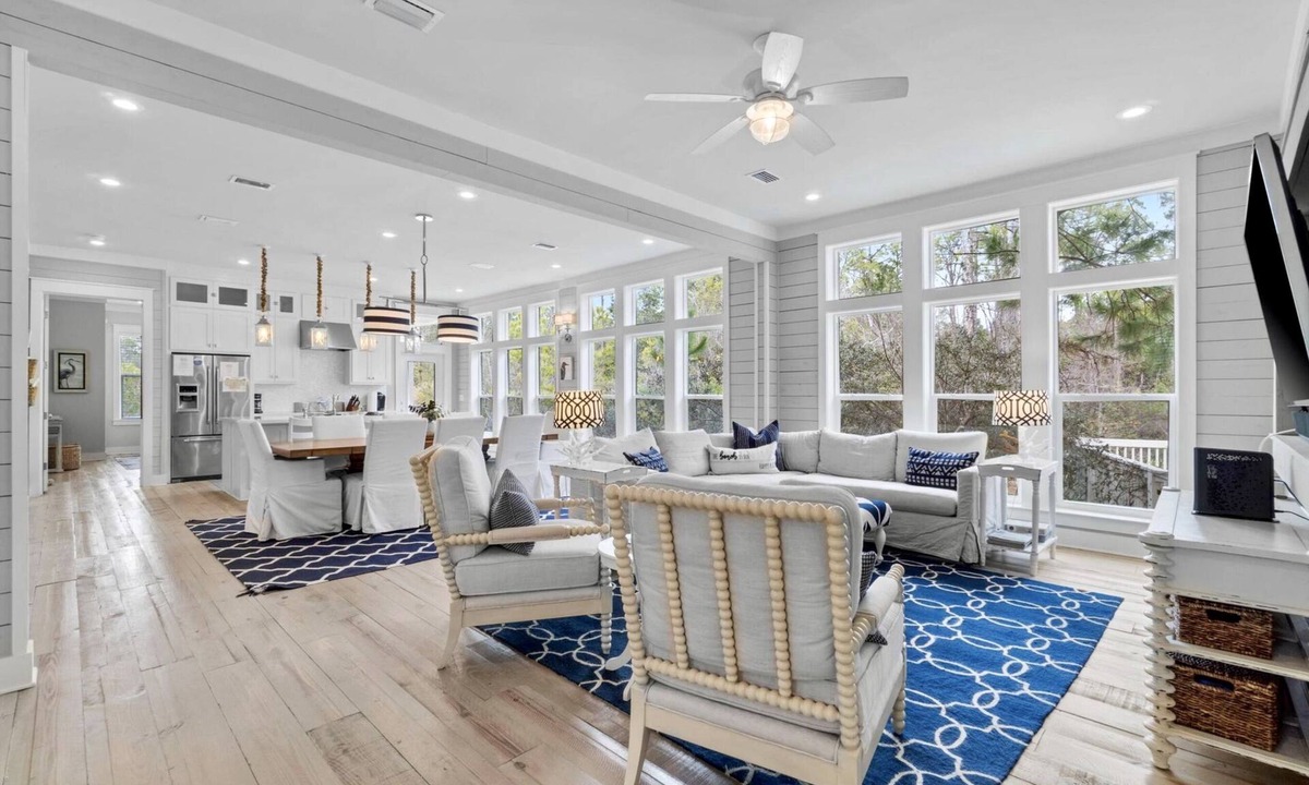 Seacrest Beach House | 5 Star - New List - Heron Now - 2 King Suites - Seacrest