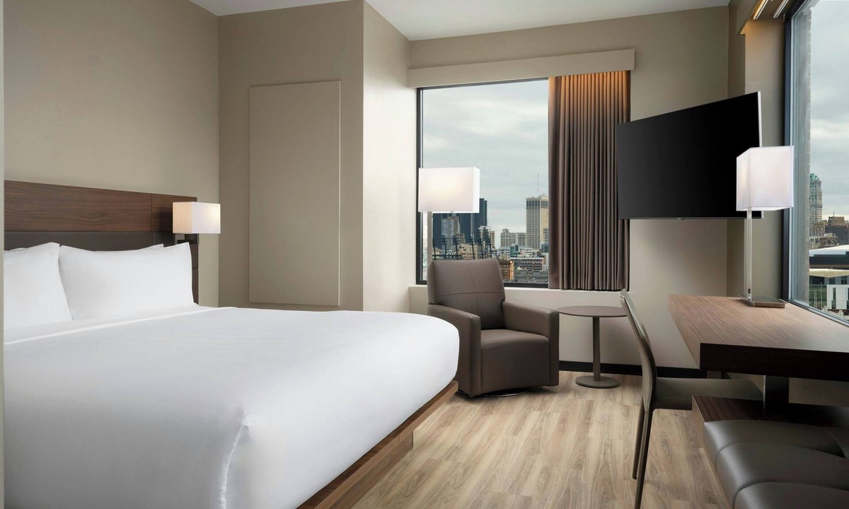 Midtown Hotel | AC Hotel by Marriott Detroit at the Bonstelle