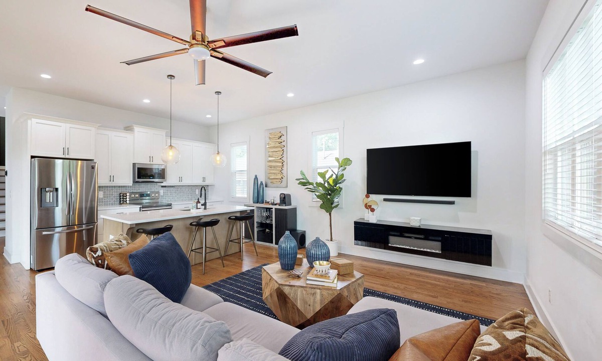 Mechanicsville House | Atlanta Townhome: Walk to Mercedes-Benz Stadium!