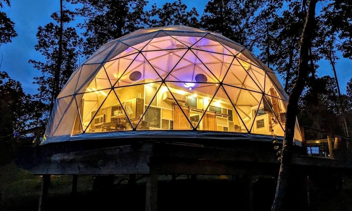 Coalmont Cabin | Award-Winning Glamping Dome with Panoramic Pond Views near The Caverns, Coalmont TN