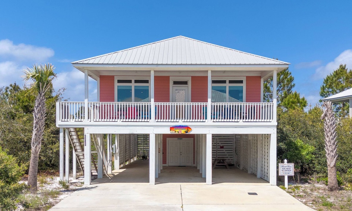 Morgantown House | Beach in Sight Stress out of Mind/2 Pools/Com Ice Machine 5 stars 8 years
