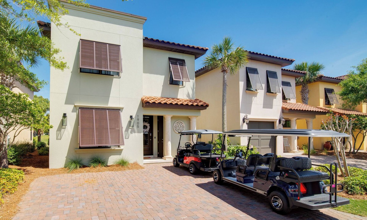 Villa Lago House | Beach Villa on Golf Course - Two Golf Carts, Near Beach, Pool, Baytowne Wharf