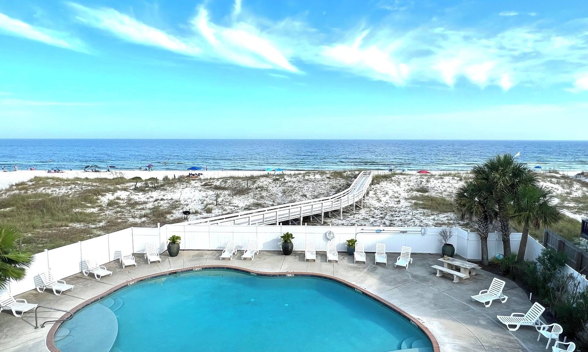 Orange Beach House | Beautiful 4 Bedroom Beachfront House #4