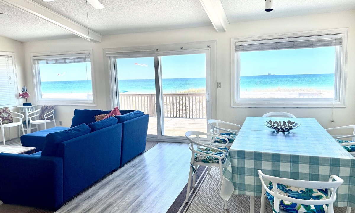 Southpointe Cottage | Beautiful Beachfront Cottage.Sandy's Dune is just steps away from the ocean!