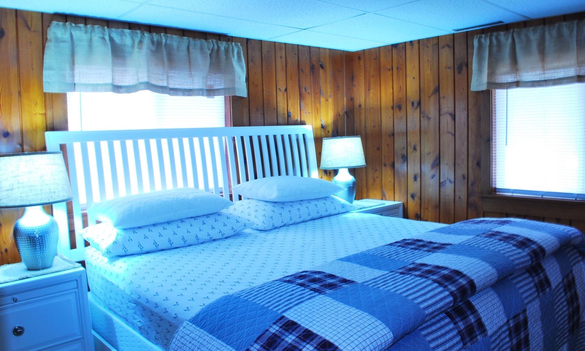 Lewiston Cottage | Beautiful Cottage Just minutes from The Twin Lakes & Beach