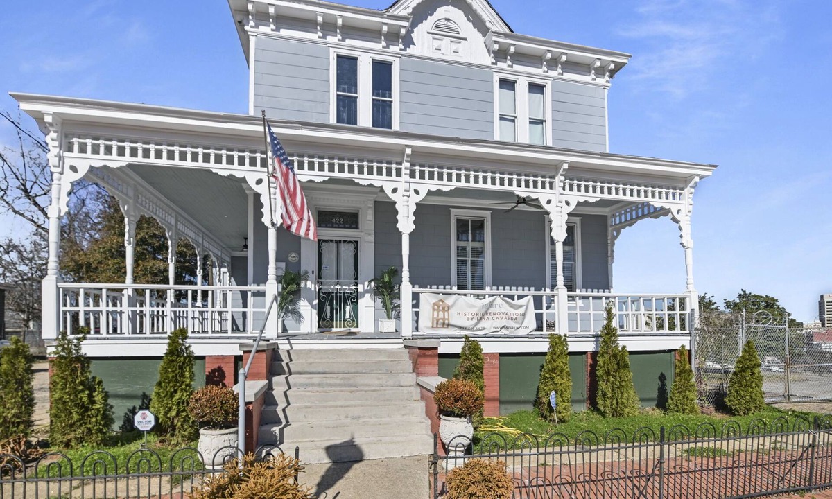 Montgomery House | Beautiful historic home that has just been redone in downtown Montgomery, AL.