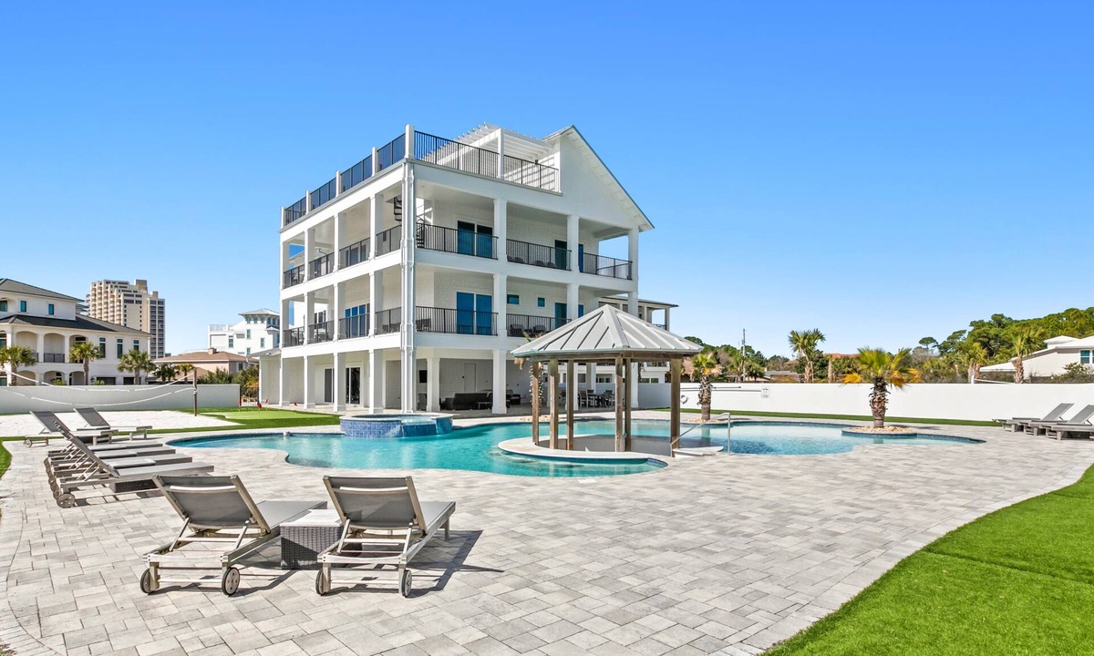 Gulf Pines House | Bourbon Beach - Your Dream Vacation Destination