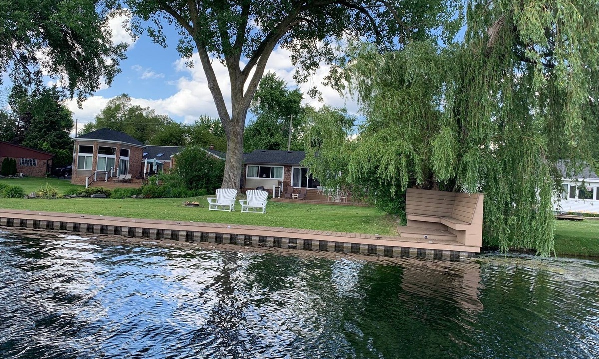 Waterford House | Cass Lakefront 3BR home w fire pit, swim/fish and dock your boat off boardwalk.