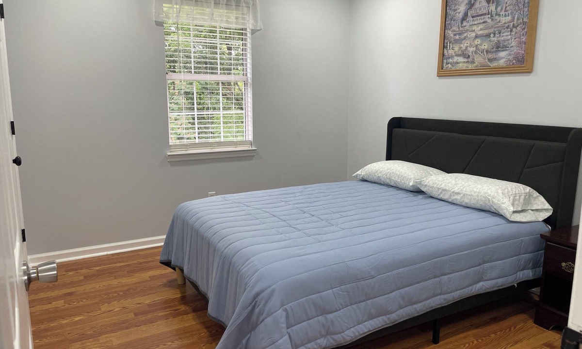 Ringgold House | Charming 3-bedroom house with WiFi and AC in Ringgold