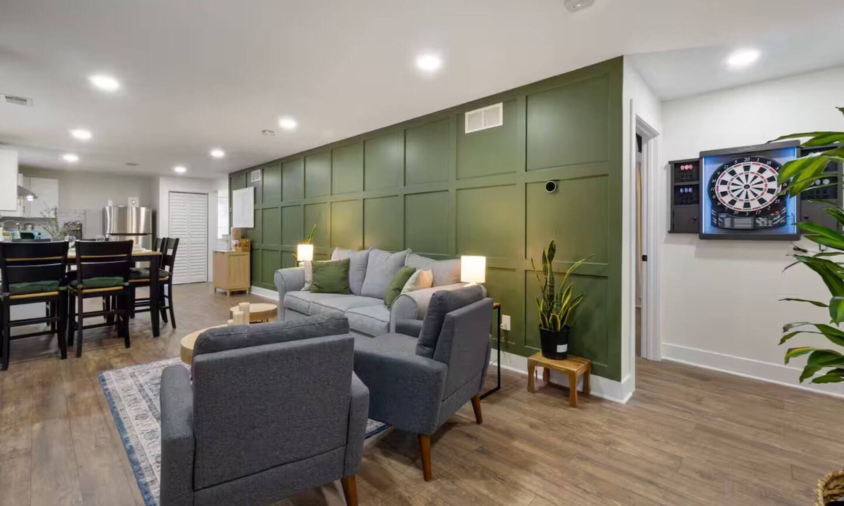 Mexicantown - Southwest Detroit Apartment | Charming 3-bedroom with AC in vibrant Detroit near downtown