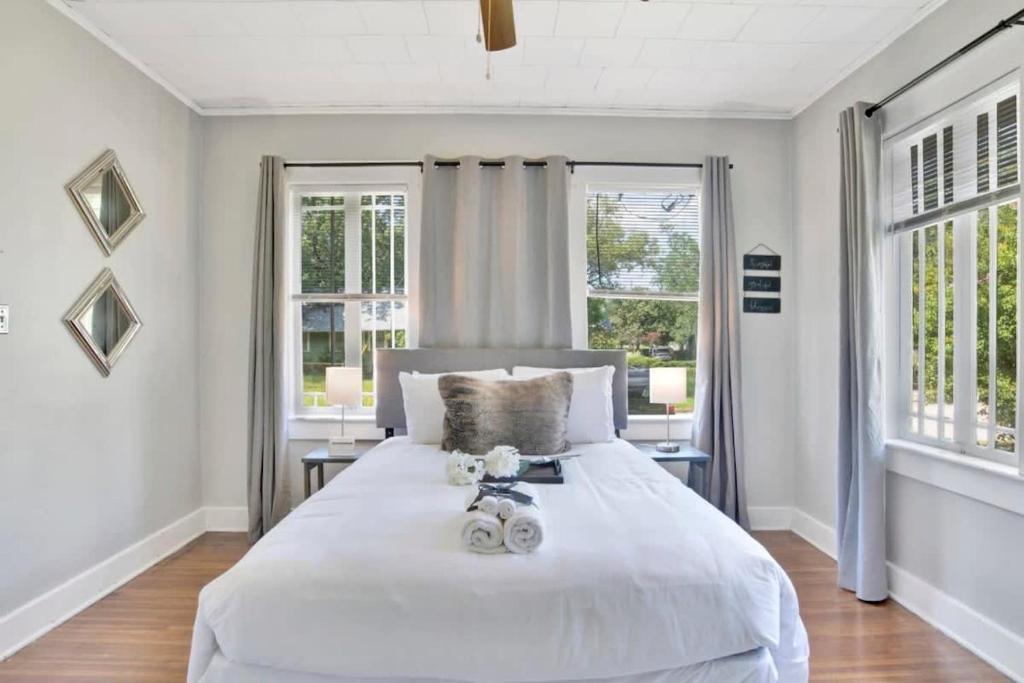 Hannon Park Apartment | Charming Midtown Apt - Hannon Hideaway Unit C