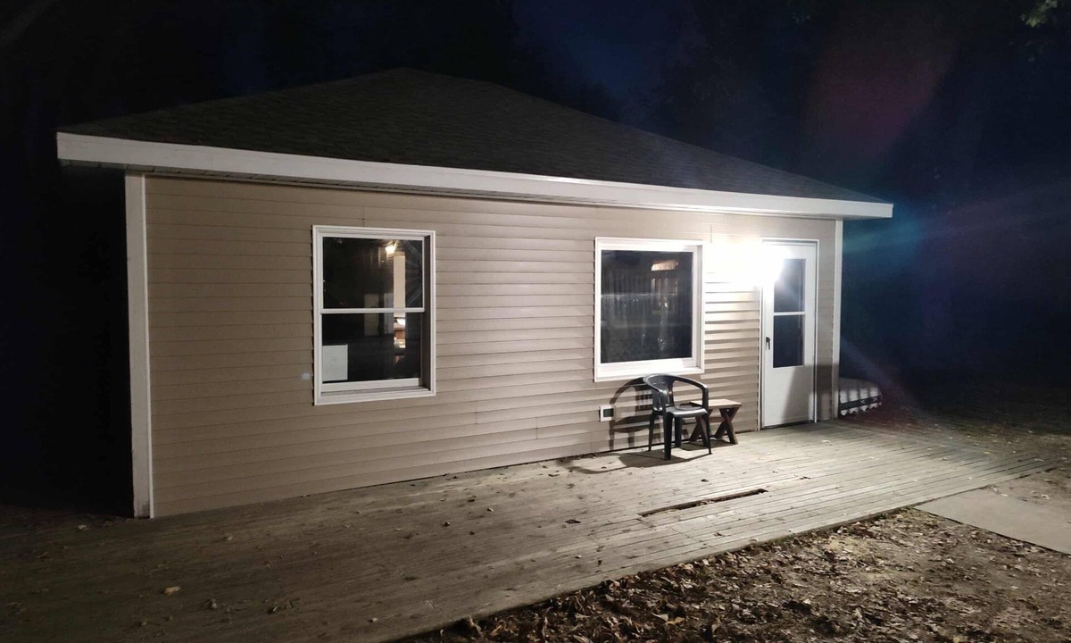 Midland Apartment | Charming updated 1-bedroom apartment in brilliant Midland with AC