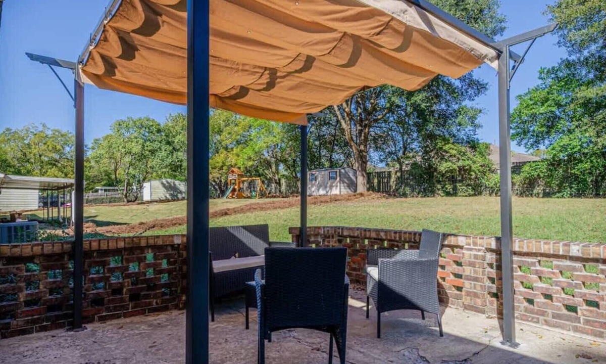 Fortson House | Charter Oak's Retreat- Near Ft. Benning - Perfect for Graduations/Best Ranger