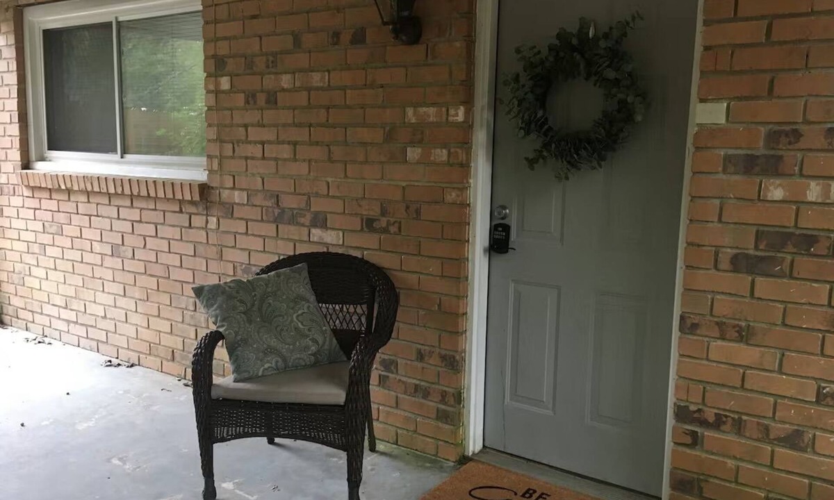 Peachtree City Apartment | Cozy 1-bedroom Studio in enchanting Peachtree City with AC