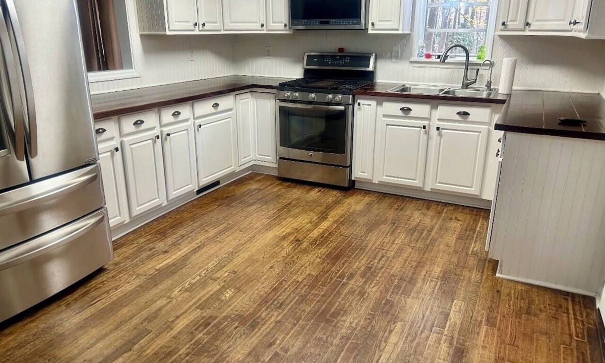 Fayetteville House | Cozy 3 BR on 2 Private Acres. Fayetteville Ga. Suburb of Atlanta. Near Trilith.
