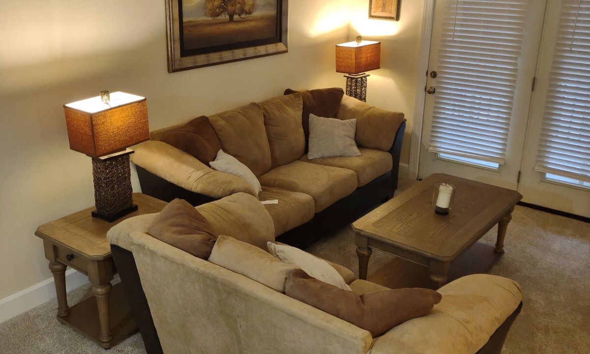 Foley Apartment | Cozy Comfortable Condo 2/2 No Chores