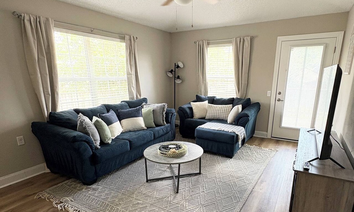 Florida Panhandle House | Cozy Hideaway! Spacious and centrally located. Pet Friendly!