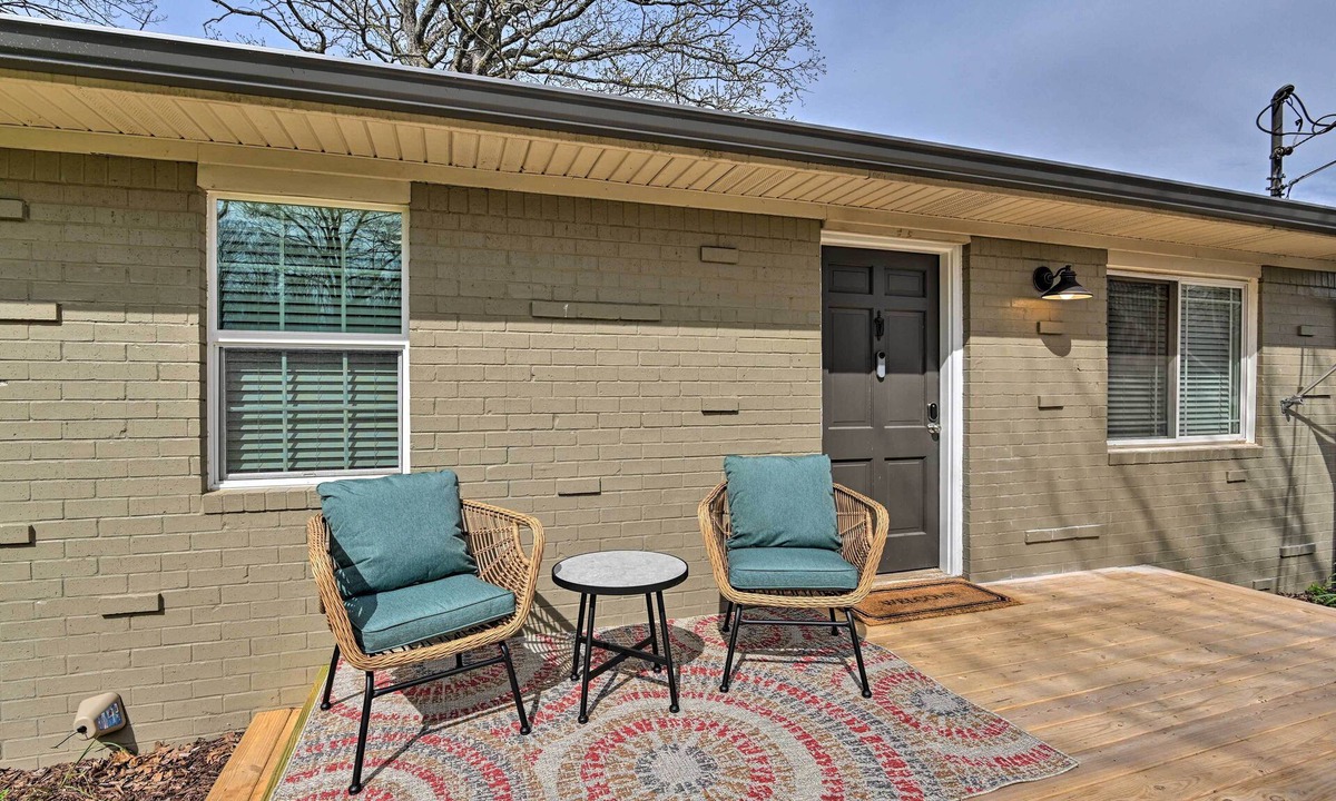 Murfreesboro House | Cozy Murfreesboro Home w/Furnished Patio!