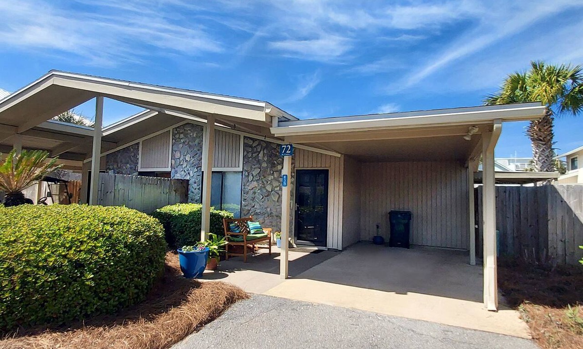 Miramar Beach Villa | Cozy Retreat in Seascape's Tennis Village, Steps from Pool, Perfect for Families