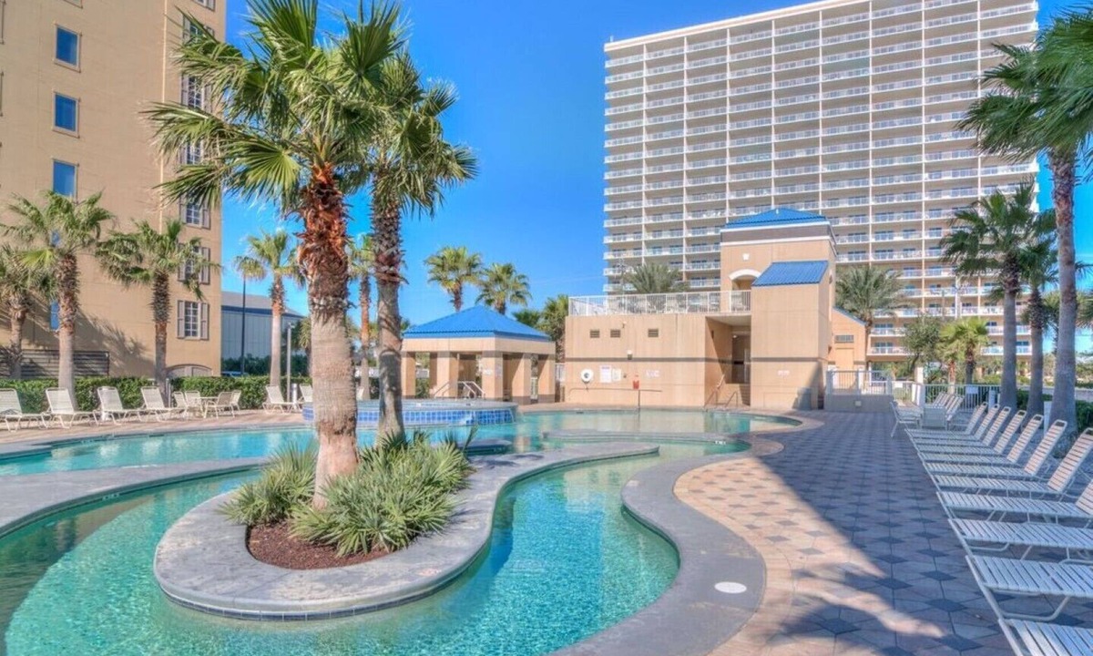 Gulf Shores Condo | Crystal Tower - Beautiful View of the Gulf -14th floor -1407- indoor heated pool