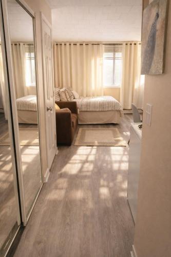 Ann Arbor Apartment | Downtown Ann Arbor Walk to Stadium, Medical Center, UM