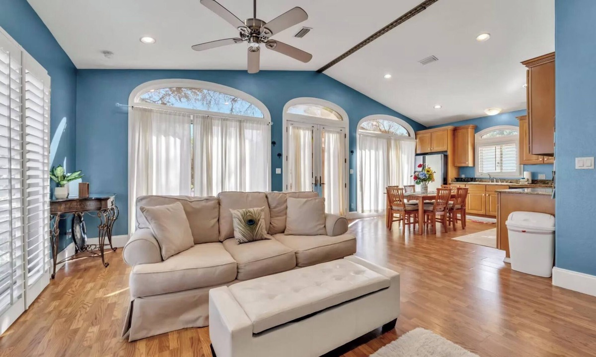 Freeport House | Eden Guest House on Bayfront Mansion Estate. A 3/3! 20 scenic minutes to Destin
