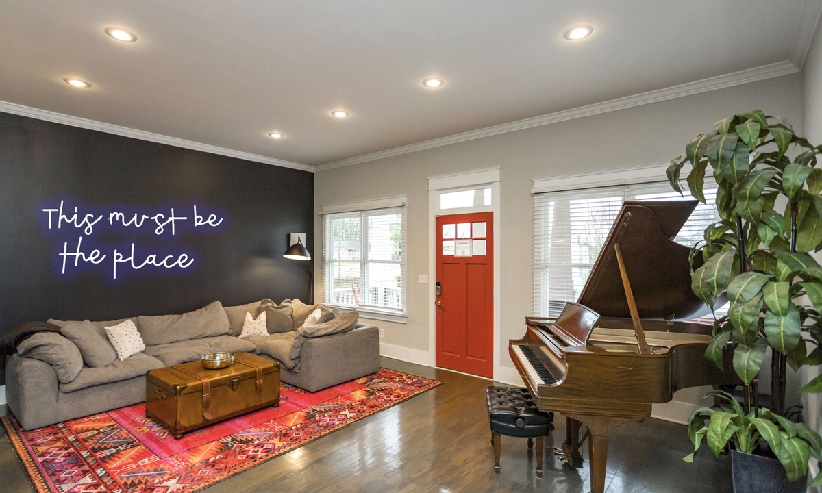 McFerrin Park House | Experience Nashville’s Ultimate Getaway with a Hot Tub, 3 Miles from downtown.