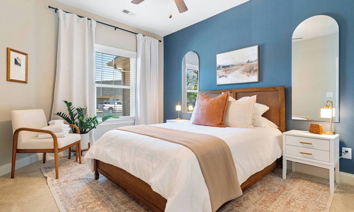 Auburn House | Family-Friendly 3BR w/Office. 10 Min to AU & RTJ. Sleeps 8!