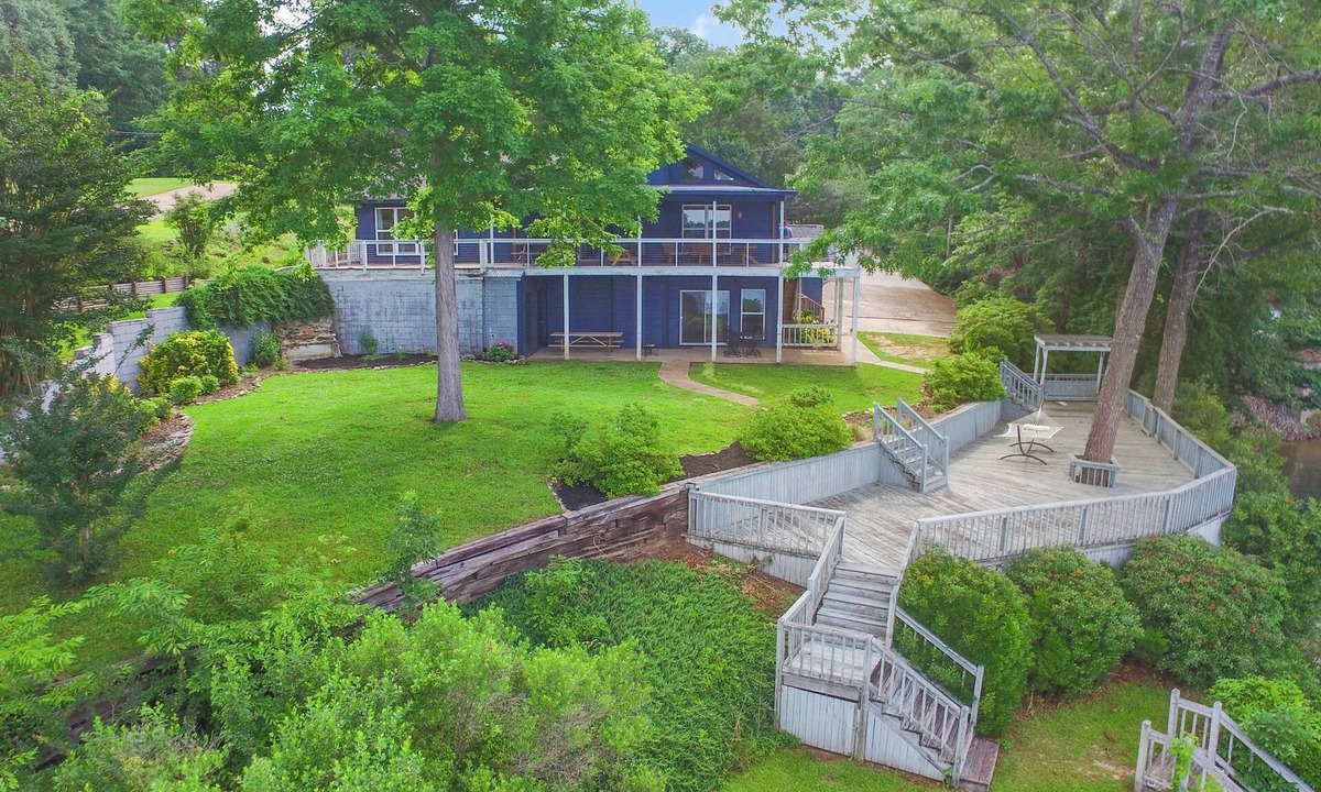 Arley House | Flat Rock Cabin - AMAZING main channel views!