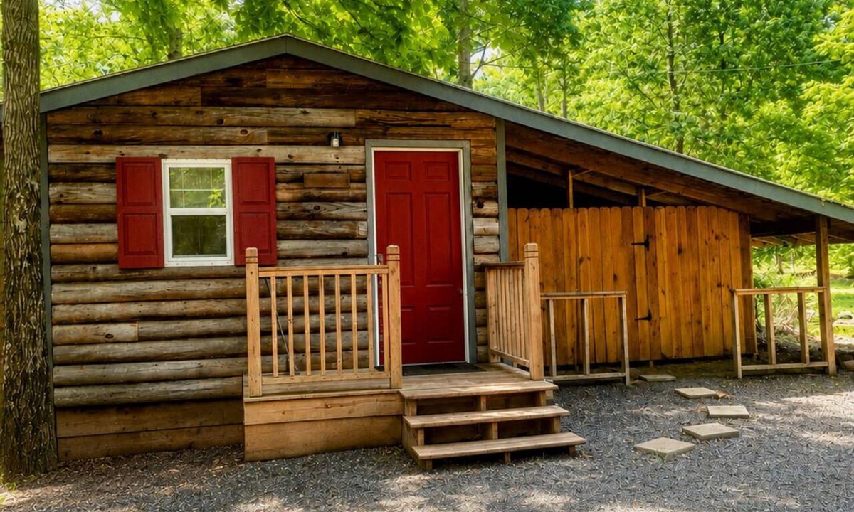 Albertville Cabin | Fox’s Den Cozy Stay With WIFI