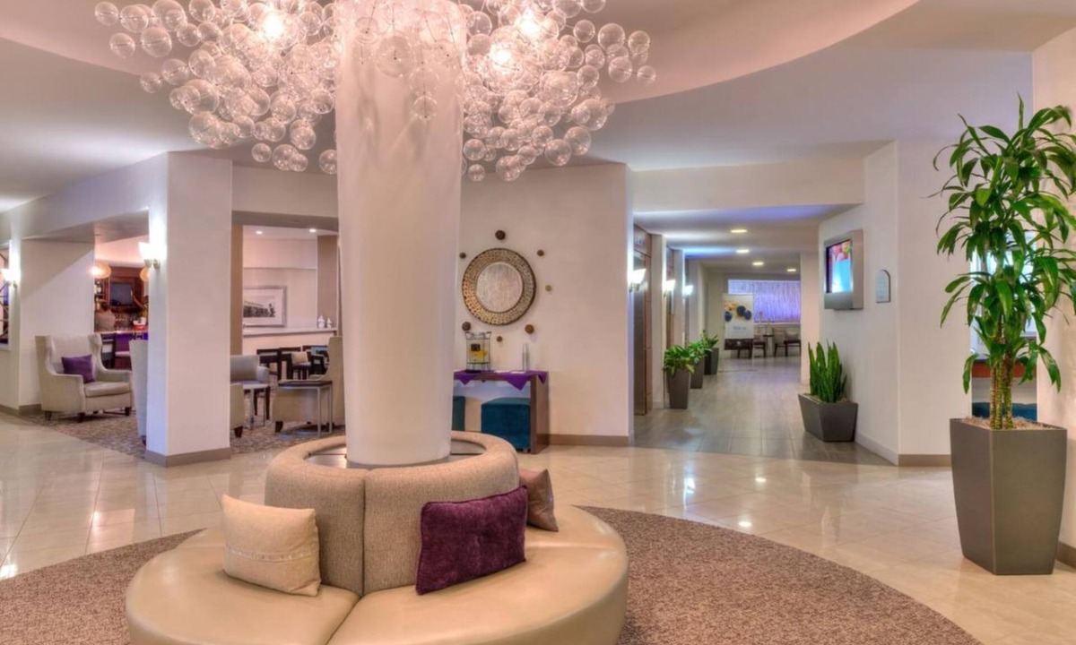 Buford Highway House | Get Ready for Blissful Getaway! Best Place to Stay in Atlanta! Parking, Pool!
