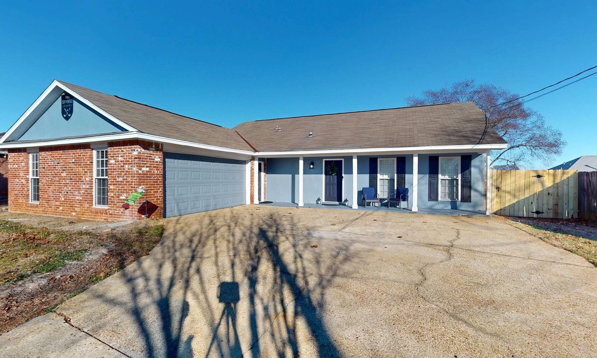 Prattville House | Golf Trip Ready | 4BR Near RTJ Capitol Hill