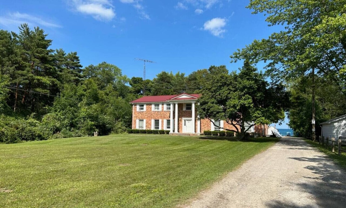 Lexington House | Great Lakes Resort - Big House - Suite 14