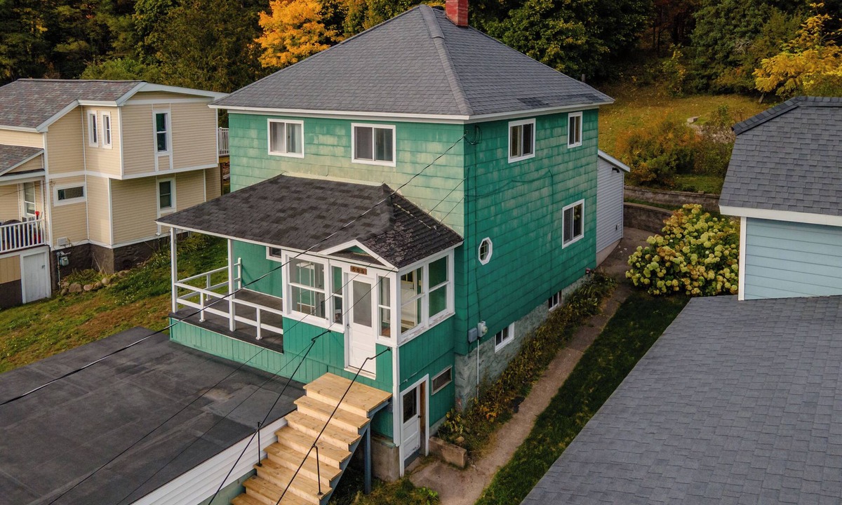 Houghton House | Greenleaf-Just listed! Summer in the U.P. Minutes to Hancock Beach & Trails
