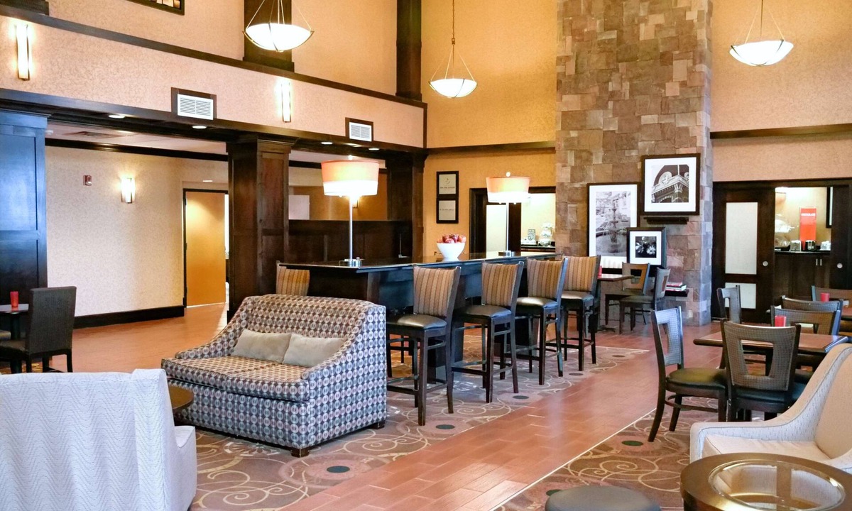 Pelham Hotel | Hampton Inn & Suites Birmingham-Pelham