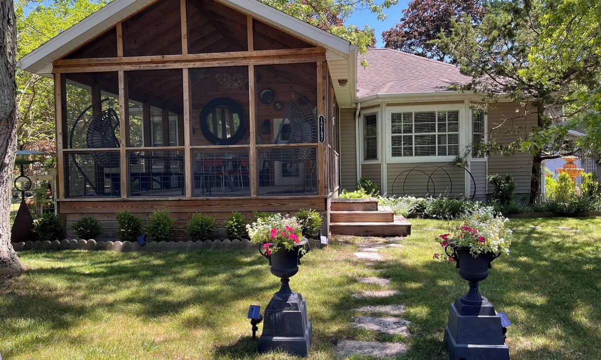 Sawyer House | Here and Now