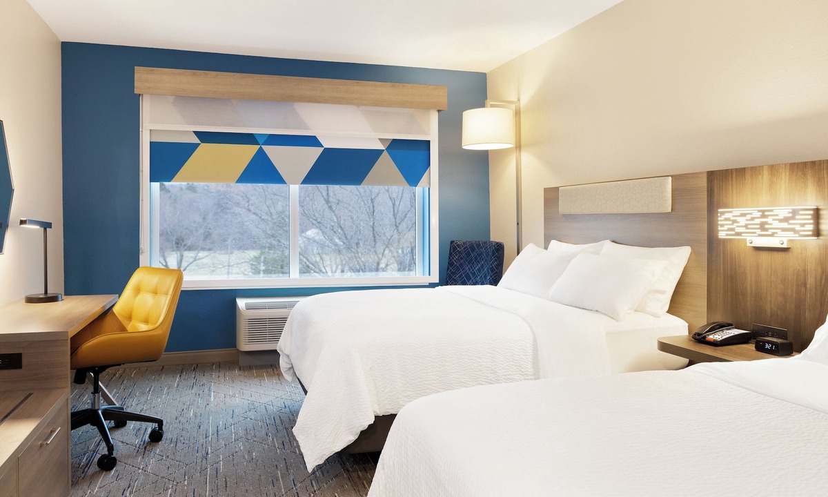 Brookhaven Hotel | Holiday Inn Express Hotel & Suites Brookhaven by IHG