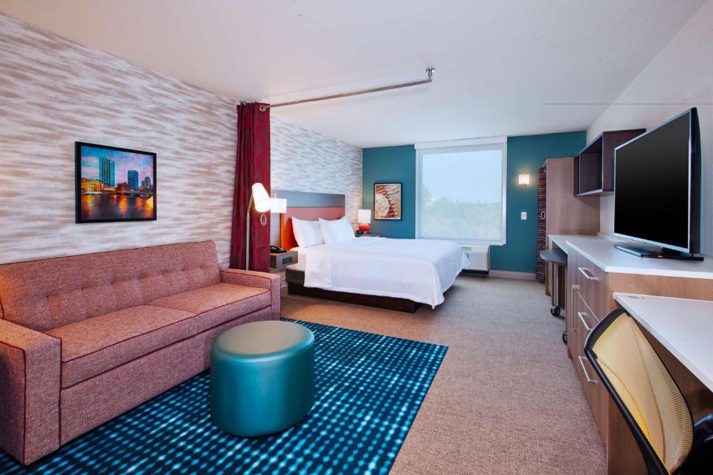 Byron Center Hotel | Home2 Suites By Hilton Grand Rapids South