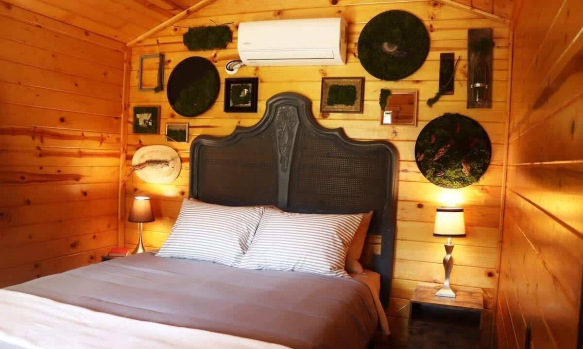 Wilder Cabin | Honeysuckle’s Haven-Cabin on Hidden Paradise Farms