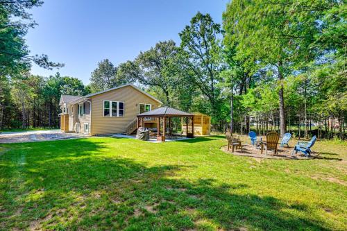 Arkdale House | Ice Fish & Snowmobile! Home 2 Mi to Petenwell Lake