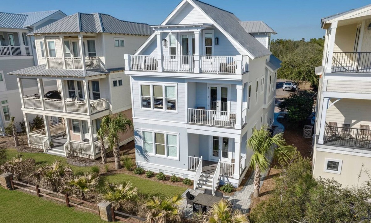 Inlet Beach House | Inlet Beach, Three-min Walk to Beach, Community Pool, 2 Balconies, 4 Bikes