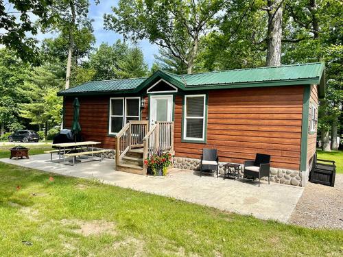 Howell House | Isle Royale Chalet Cottage