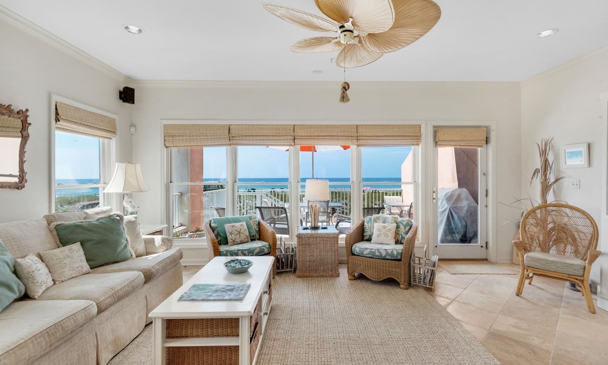 Navarre Beach House | Jen's Creole 4 Bedroom Townhouse by RedAwning