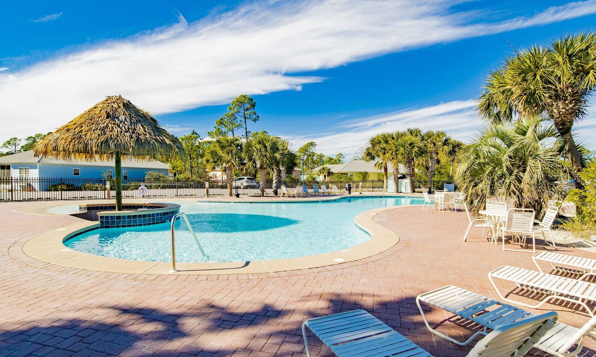 Fort Morgan House | Just a Short Stroll to the Beach! Relaxing Retreat in Fort Morgan - Sleeps 8